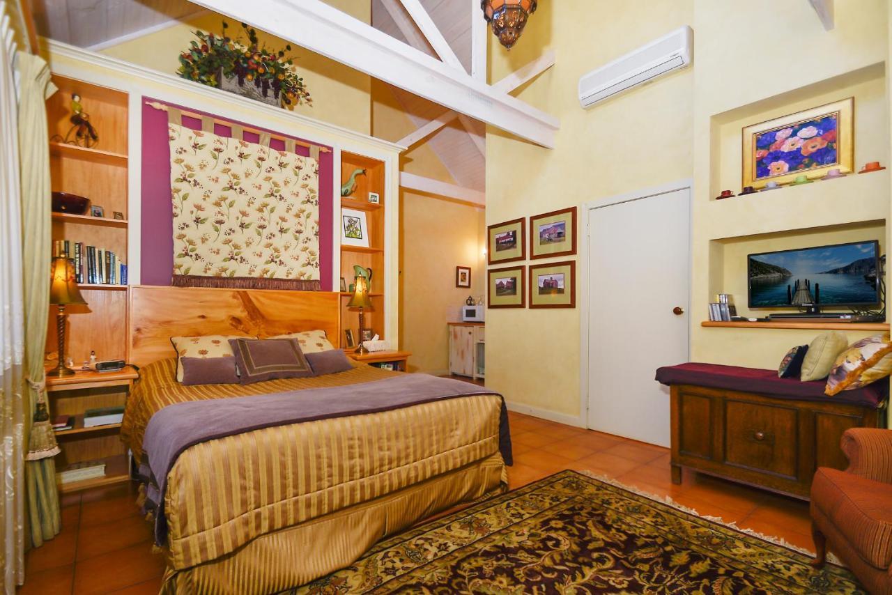 Ford House Bed & Breakfast บริดจ์ทาวน์ ภายนอก รูปภาพ
